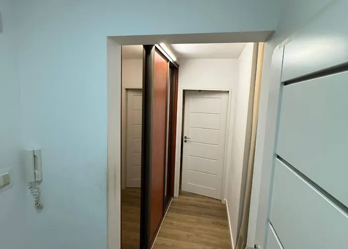 Wygodne Mieszkanie Na Ulice Wincentego Rzymowskiego * 华沙